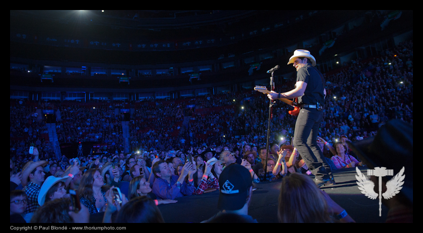 Brad Paisley @ Centre Bell (Montreal)
