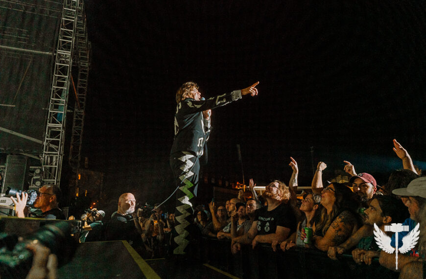 Québec secouée par un ouragan Suédois : The Hives fait son grand retour @ Festival Envol et Macadam (Québec)